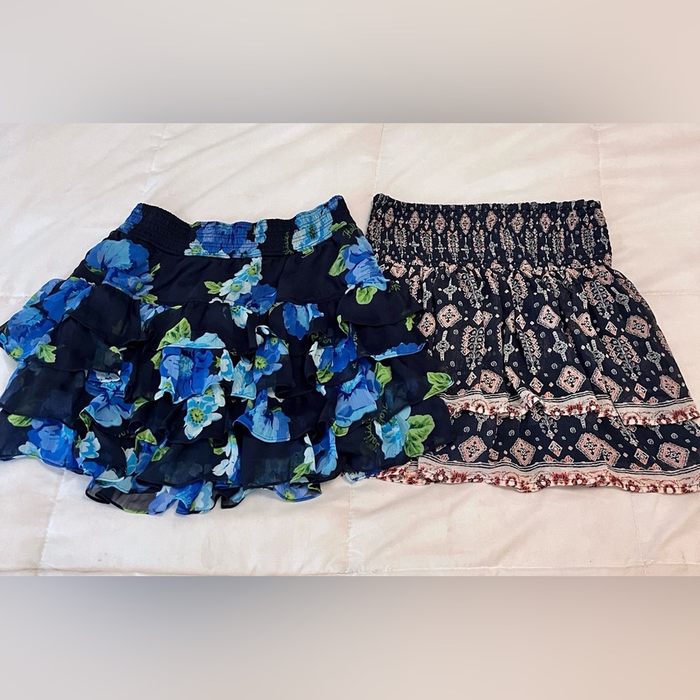 Hollister Lot of 2 Y2k Blue Floral Tiered Ruffle Mini Skirts size m 2000s